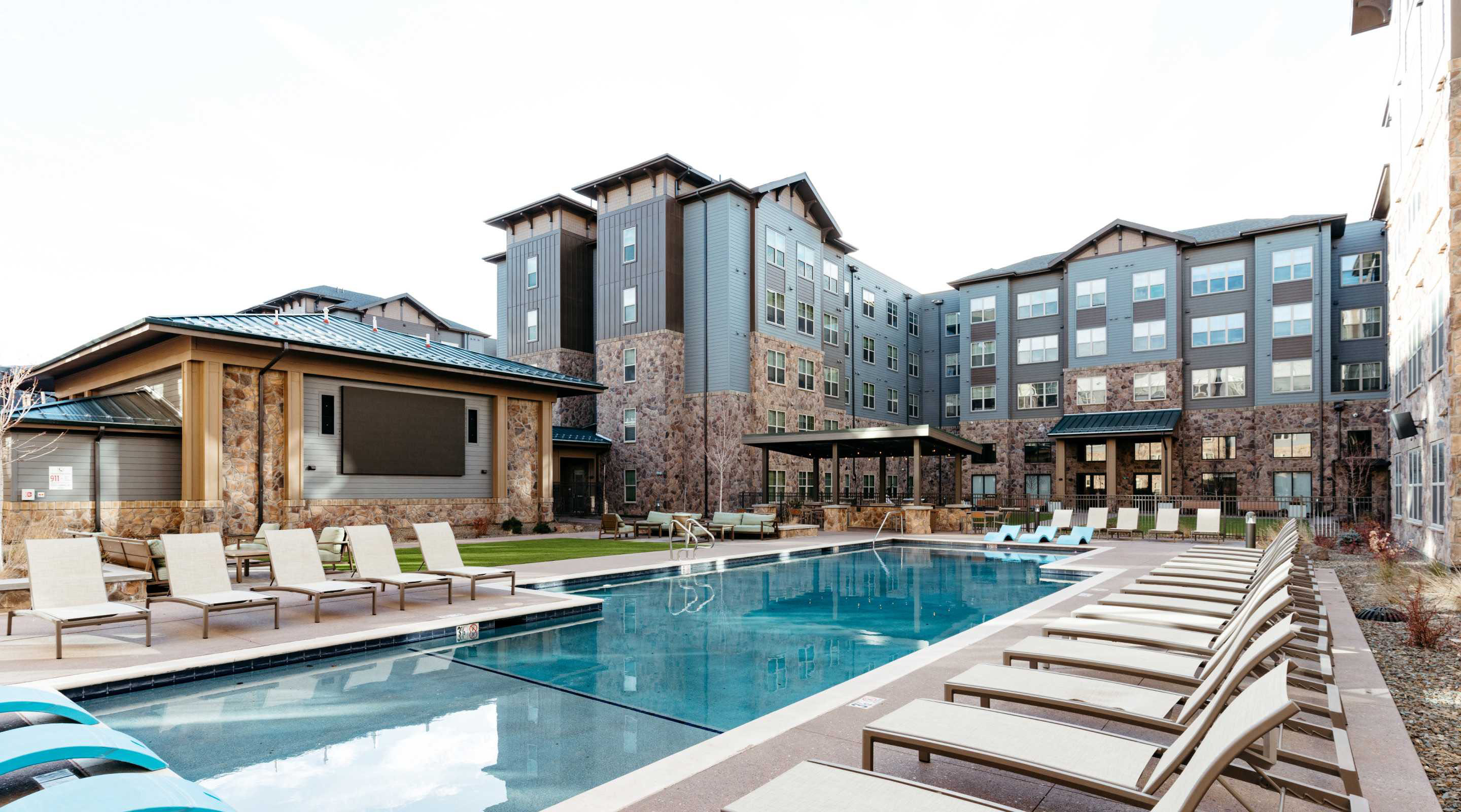 An outdoor swimming pool